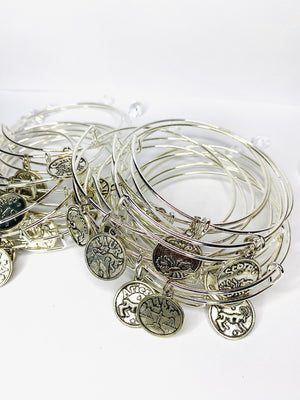 
            
                Load image into Gallery viewer, Classic Zodiac Bracelets - (1pc)
            
        