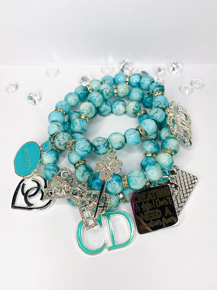 
            
                Load image into Gallery viewer, Tiffany Blue Boujee Set
            
        